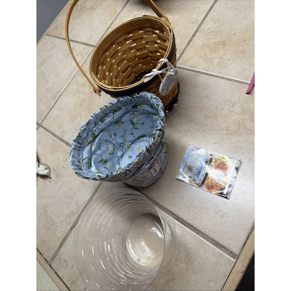 Longaberger Daisy Basket 1999 May Series W/ Liner, See Pics Fantastic Condition